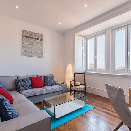 Lovelystay - Comfortable Apartment With River Views Lisbon Bagian luar foto