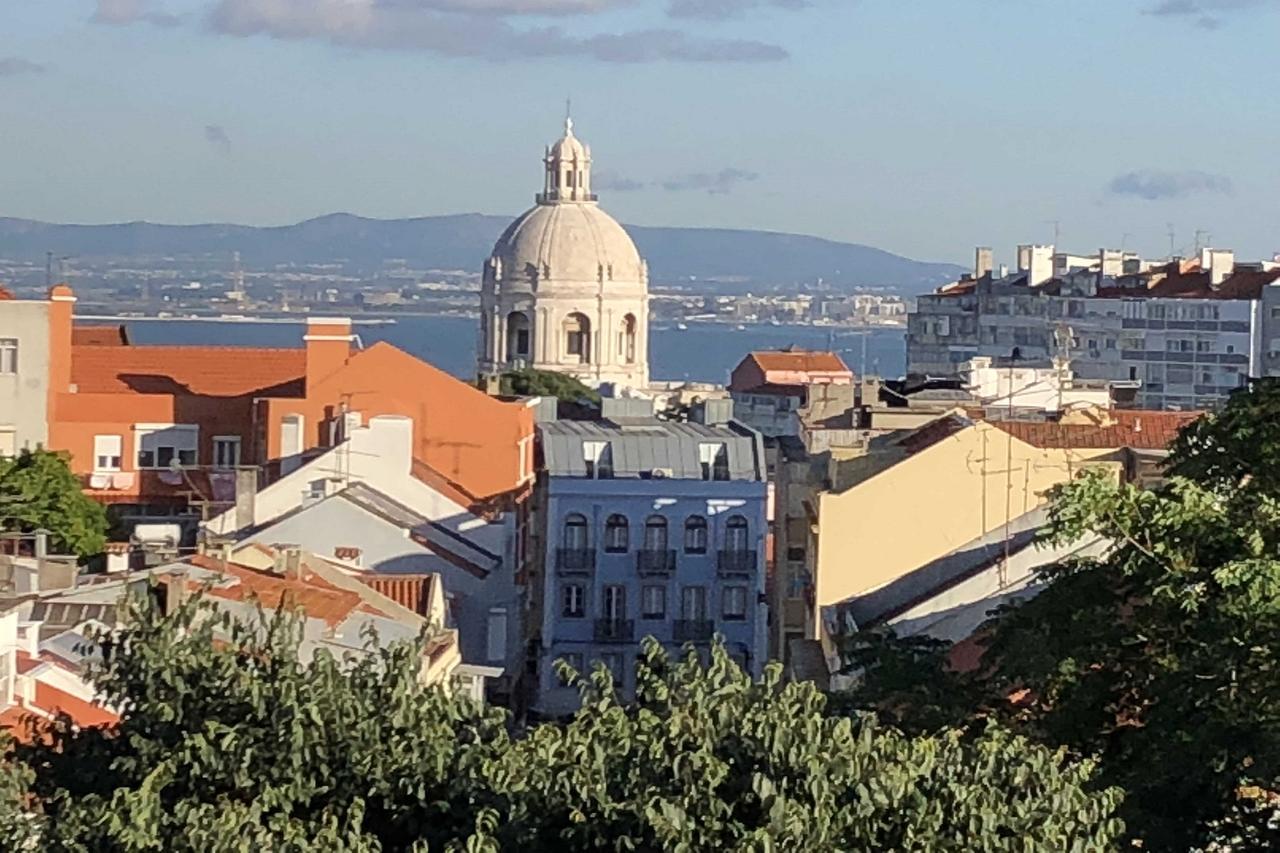 Lovelystay - Comfortable Apartment With River Views Lisbon Bagian luar foto