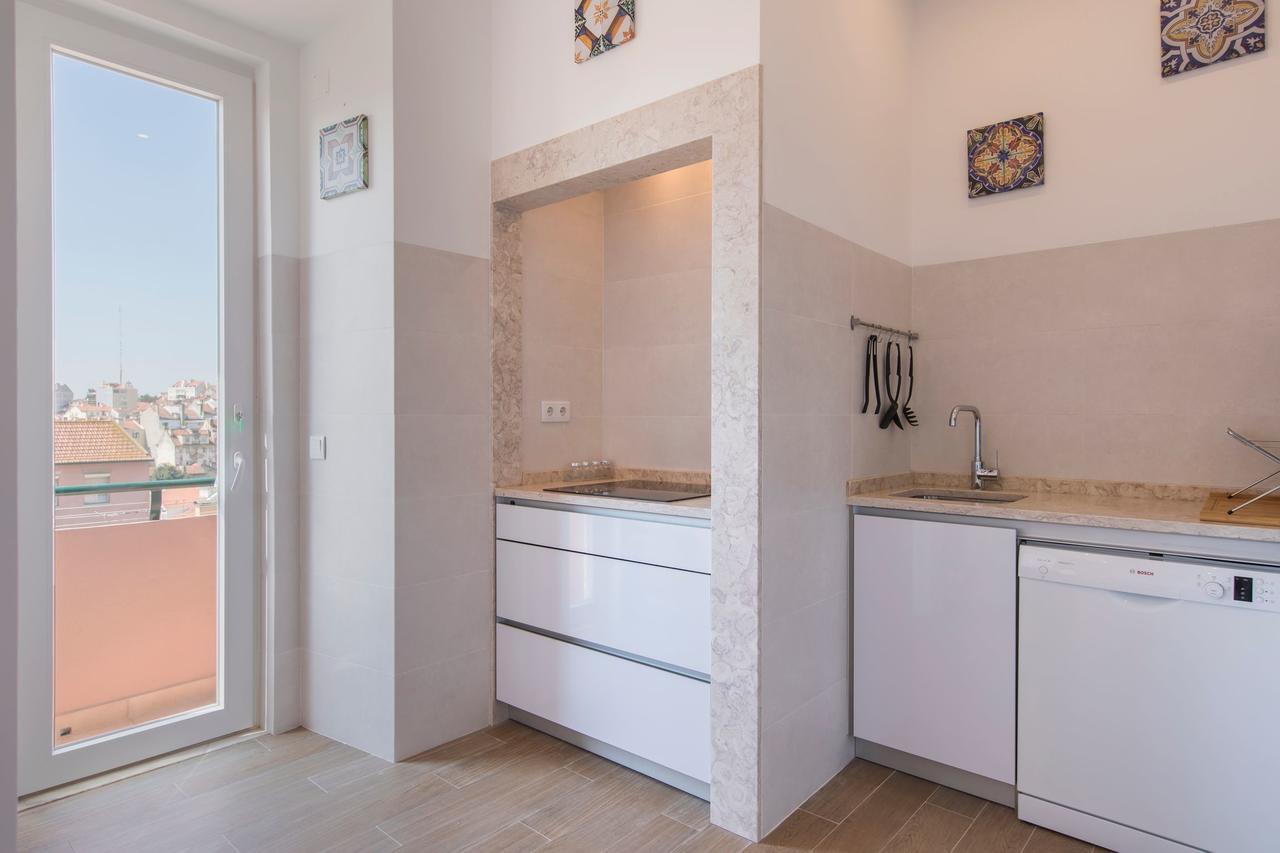 Lovelystay - Comfortable Apartment With River Views Lisbon Bagian luar foto