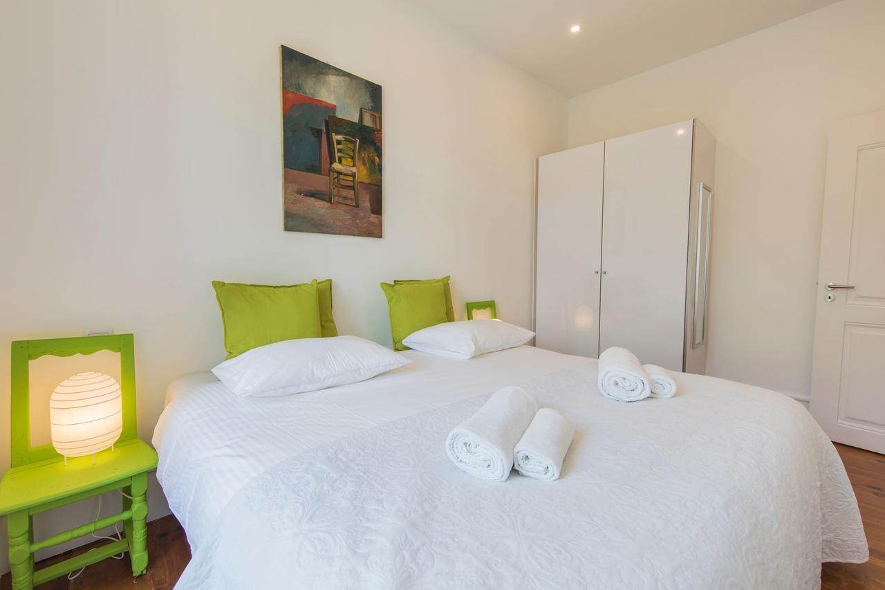 Lovelystay - Comfortable Apartment With River Views Lisbon Bagian luar foto
