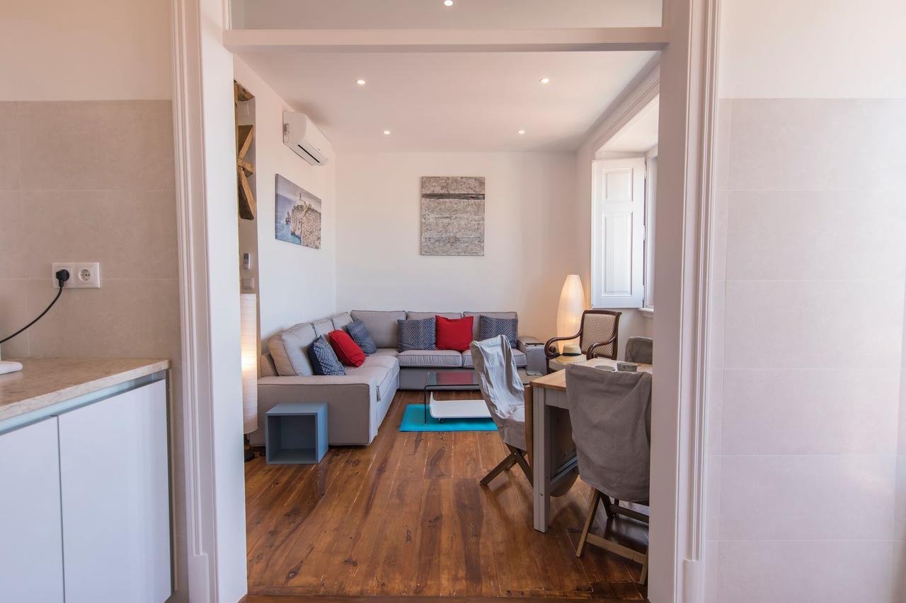 Lovelystay - Comfortable Apartment With River Views Lisbon Bagian luar foto