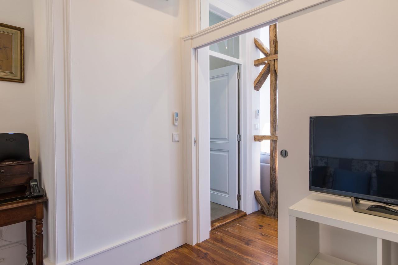 Lovelystay - Comfortable Apartment With River Views Lisbon Bagian luar foto